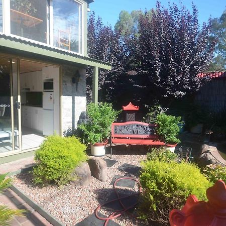 ホテル Echuca Gardens エクステリア 写真