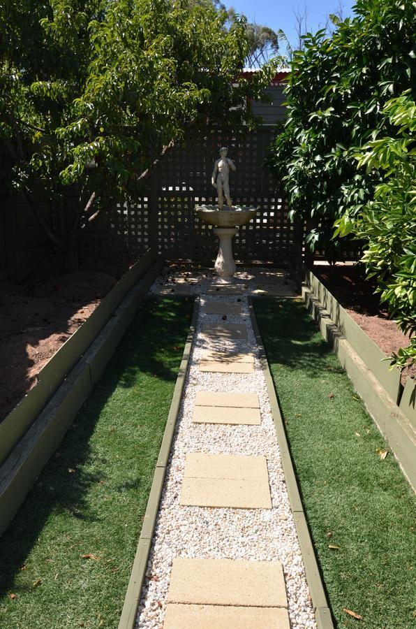 ホテル Echuca Gardens エクステリア 写真